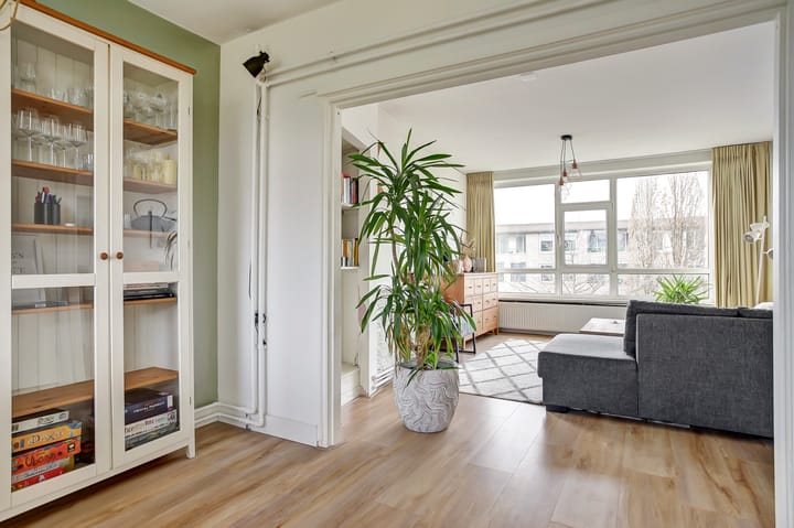 Foto 5 van Detmoldstraat 84-2