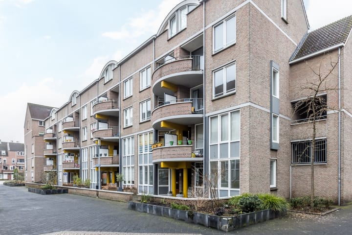 Foto 2 van Pompenstraat 4-A