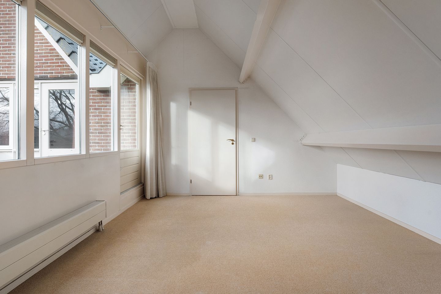 Foto 35 van Koraal 85