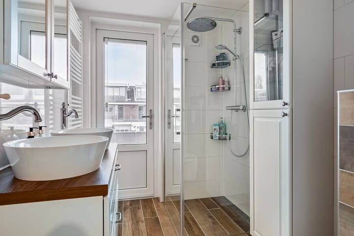 Foto 18 van Van Brienenoordstraat 22