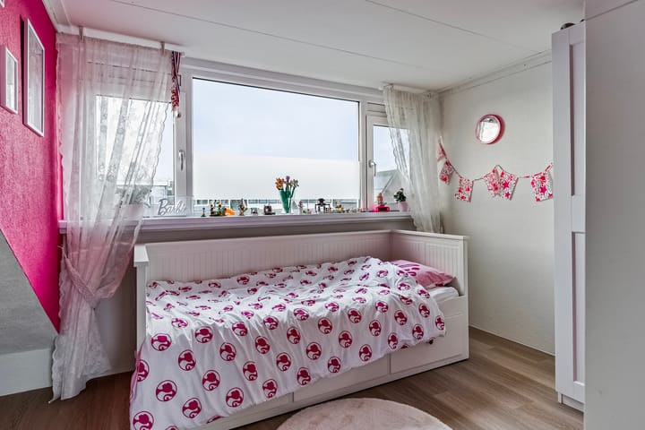 Foto 28 van Van Brienenoordstraat 22