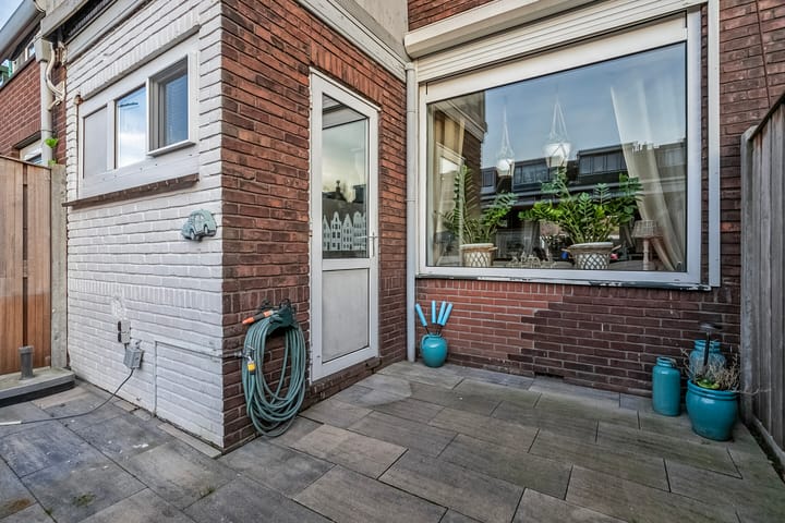 Foto 32 van Van Brienenoordstraat 22