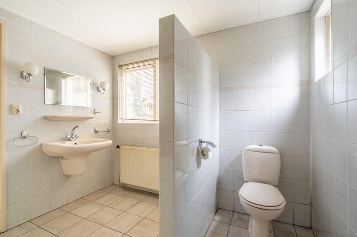 Photo 40 of Noordbroeksterstraat 59