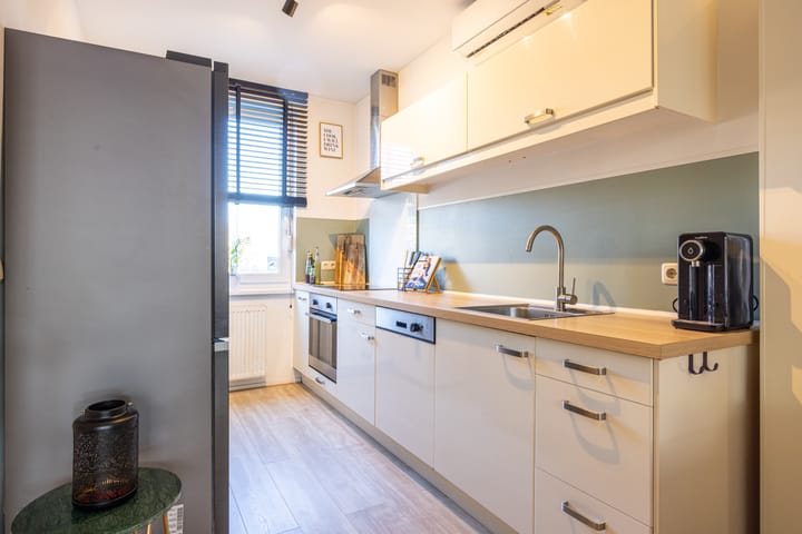 Foto 16 van Den Haagstraat 1