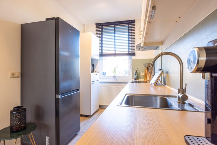 Foto 18 van Den Haagstraat 1