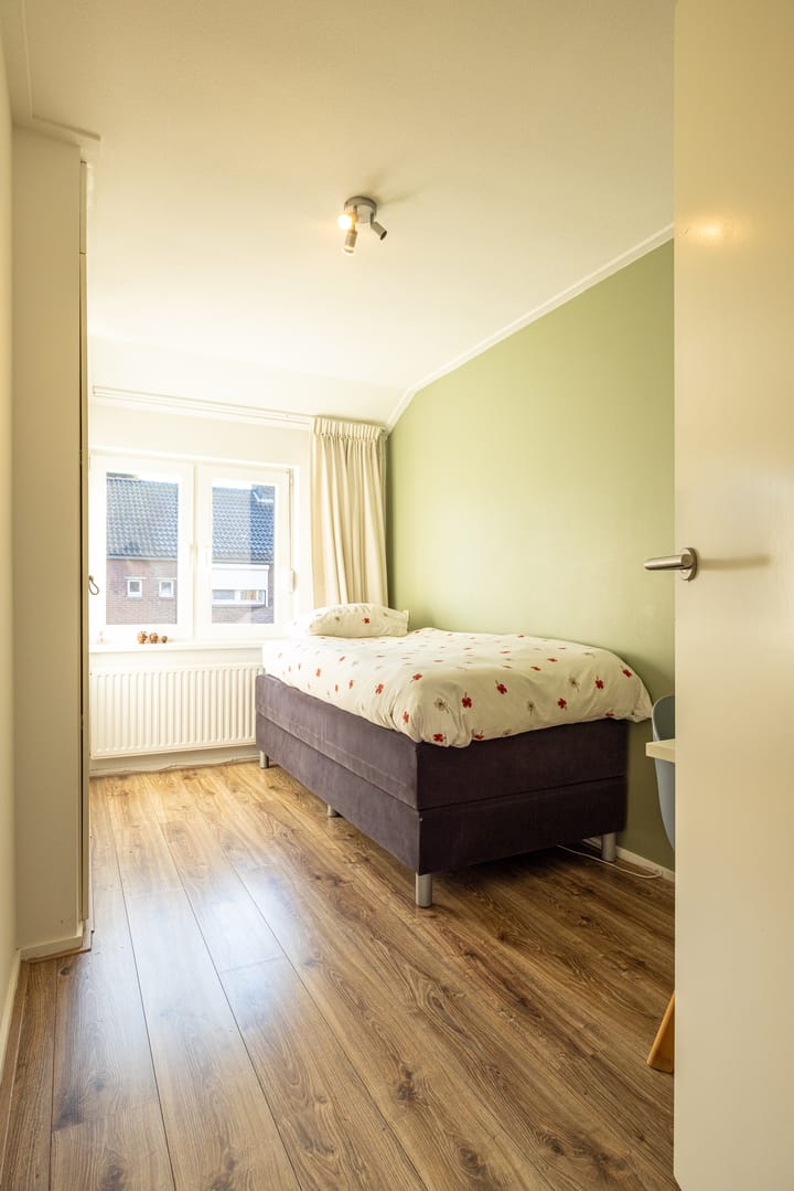 Foto 26 van Den Haagstraat 1