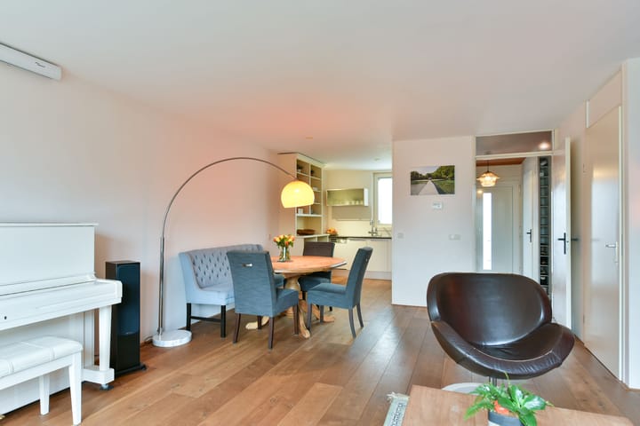 Foto 9 van Midrethstraat 47