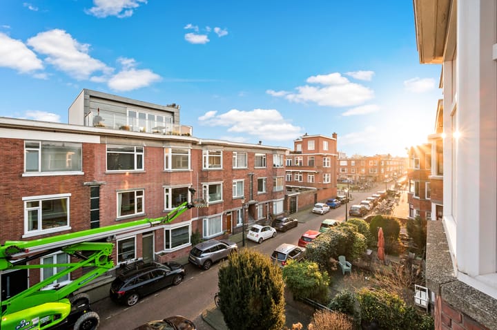 Photo 38 of Perenstraat 183