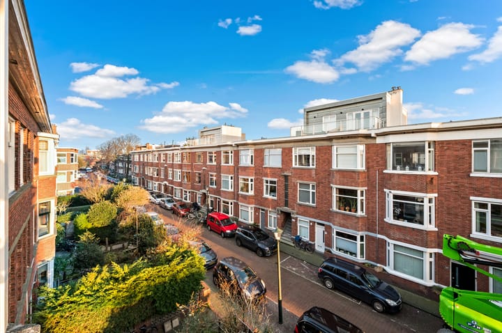 Photo 39 of Perenstraat 183