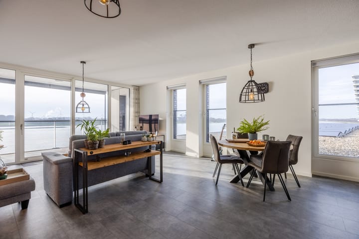 Foto 14 van Elbe 112