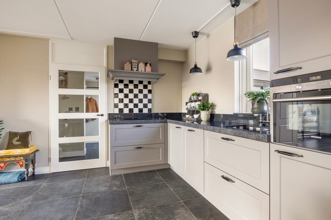 Foto 17 van Leije 12