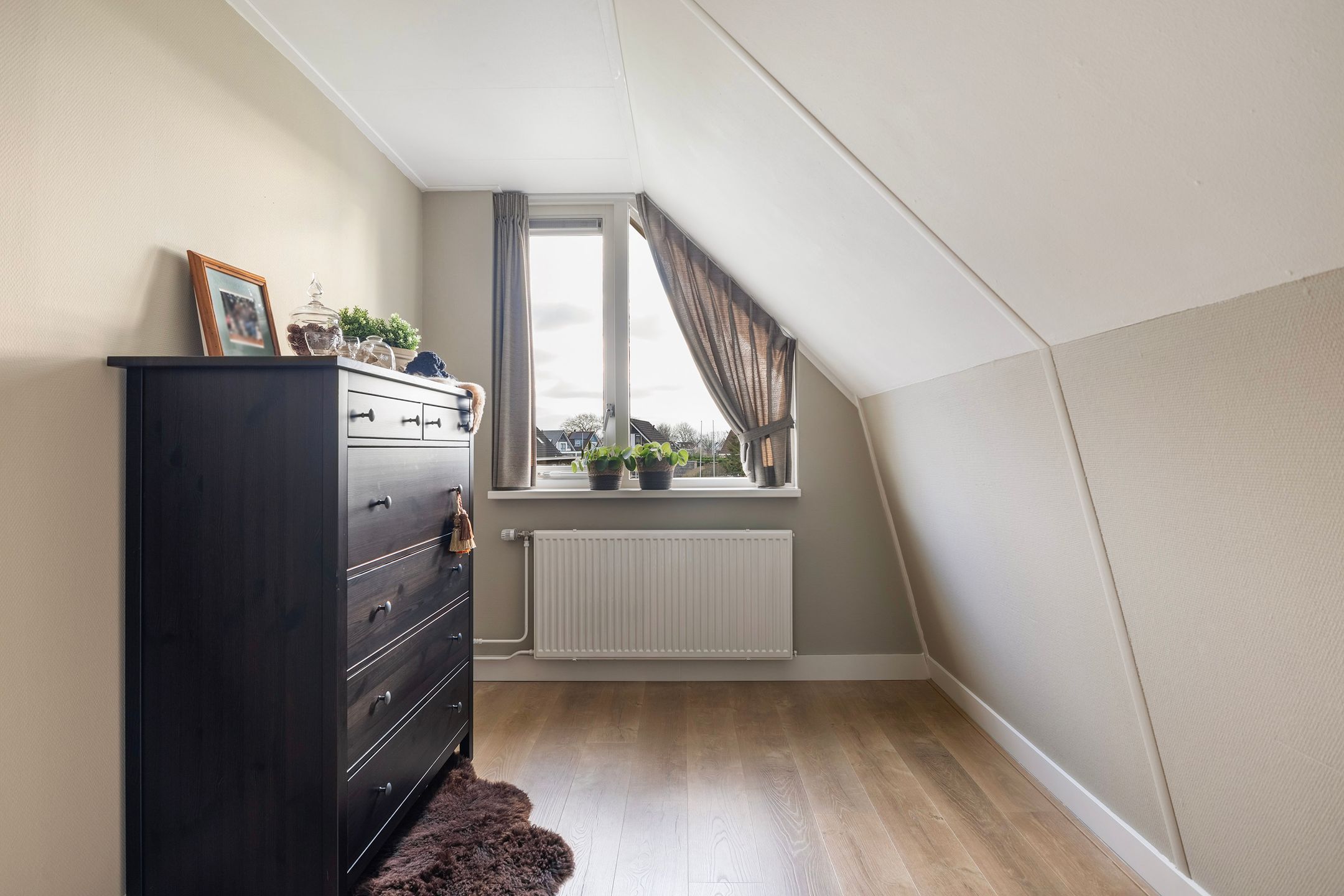 Foto 33 van Leije 12