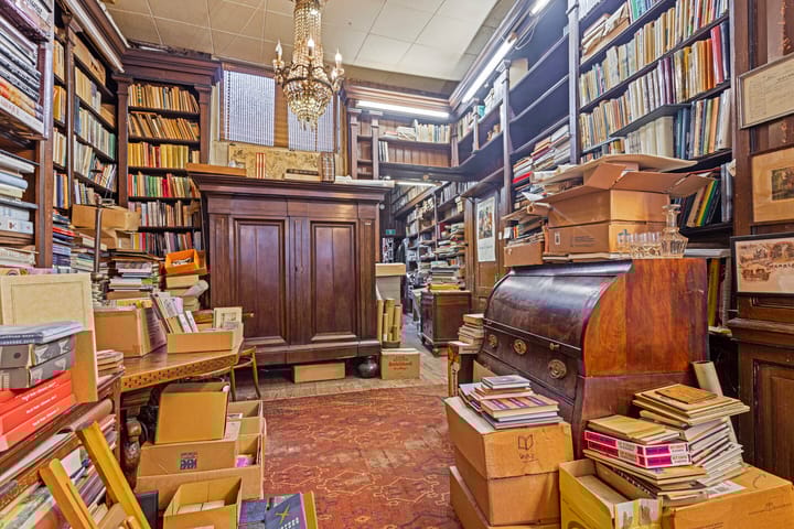 Foto 6 van Warmoesstraat 10