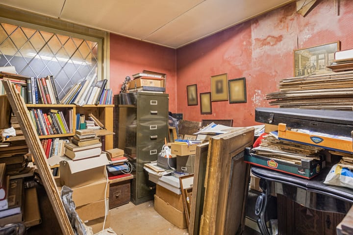 Foto 11 van Warmoesstraat 10