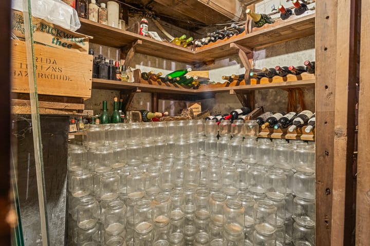 Foto 18 van Warmoesstraat 10