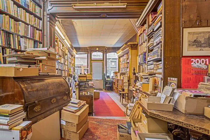 Foto 12 van Warmoesstraat 10