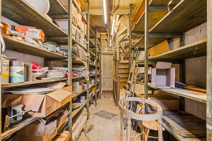 Foto 39 van Warmoesstraat 10