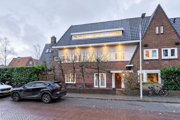 Bekijk foto van Bos en Vaartlaan 9
