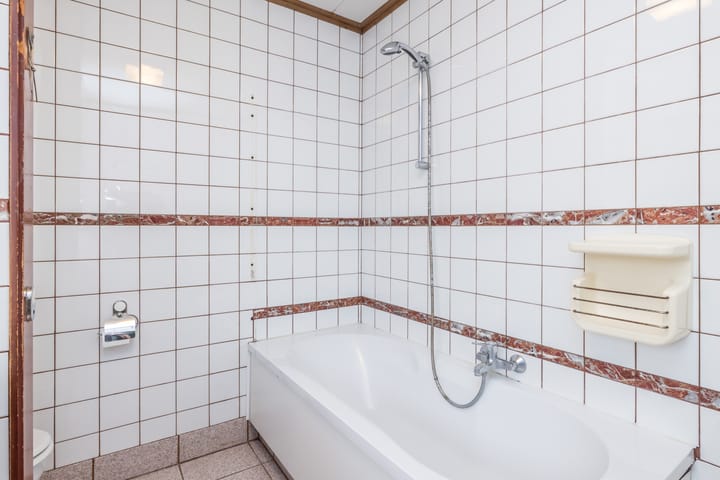 Photo 21 of Hegge 91