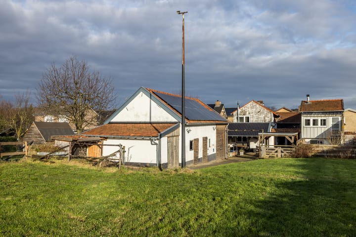 Photo 61 of Hegge 91