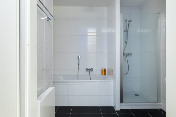 Foto 29 van Dirk Hartogstraat 167