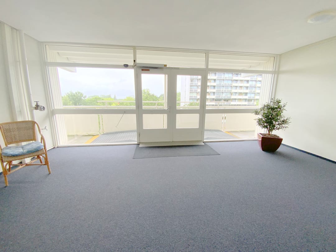 Foto 17 van van Harinxmaplein 138