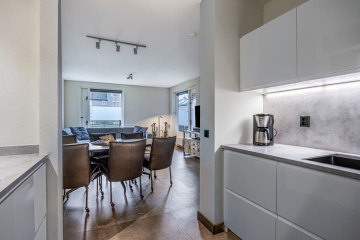 Photo 21 of Sint Barbaraplein 9