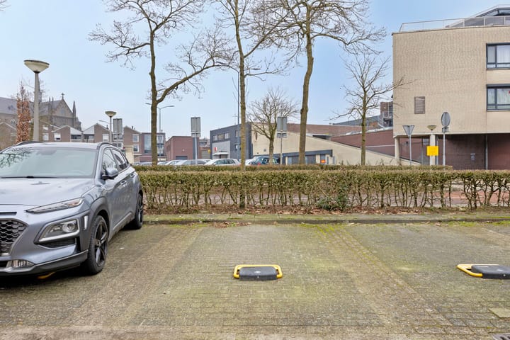 Photo 32 of Sint Barbaraplein 9