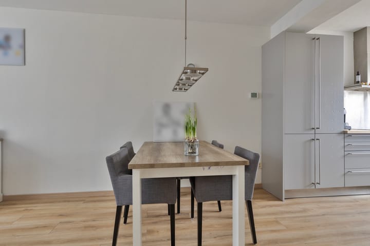 Foto 9 van Stikkerstraat 22