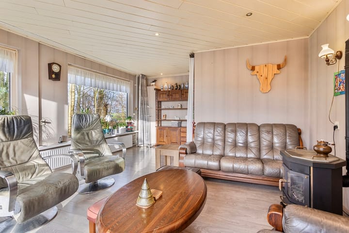 Foto 10 van Idzardaweg 67