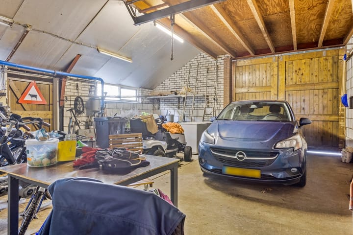 Foto 18 van Idzardaweg 67