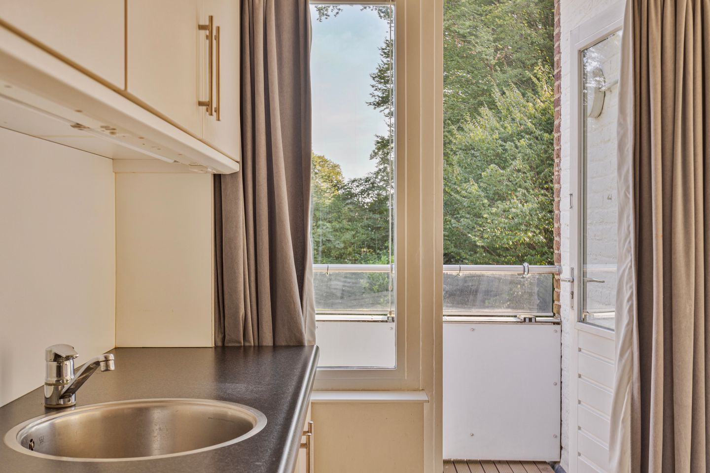 Photo 10 of Jekerweg 83-B