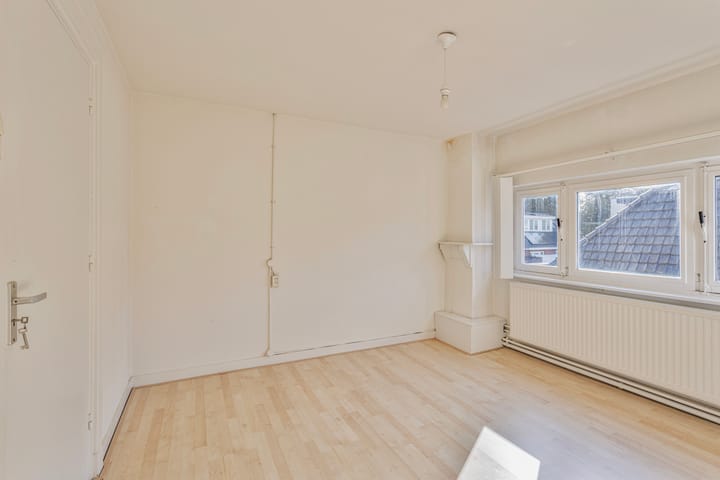 Foto 18 van Jekerweg 83-B