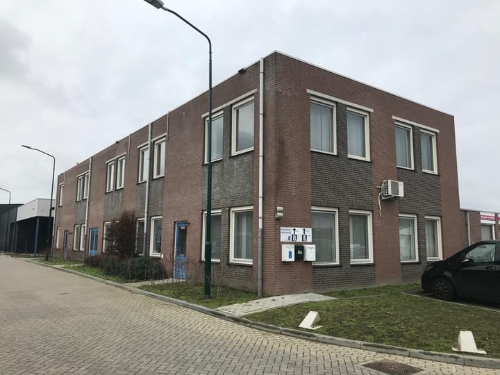 Industrieweg 8