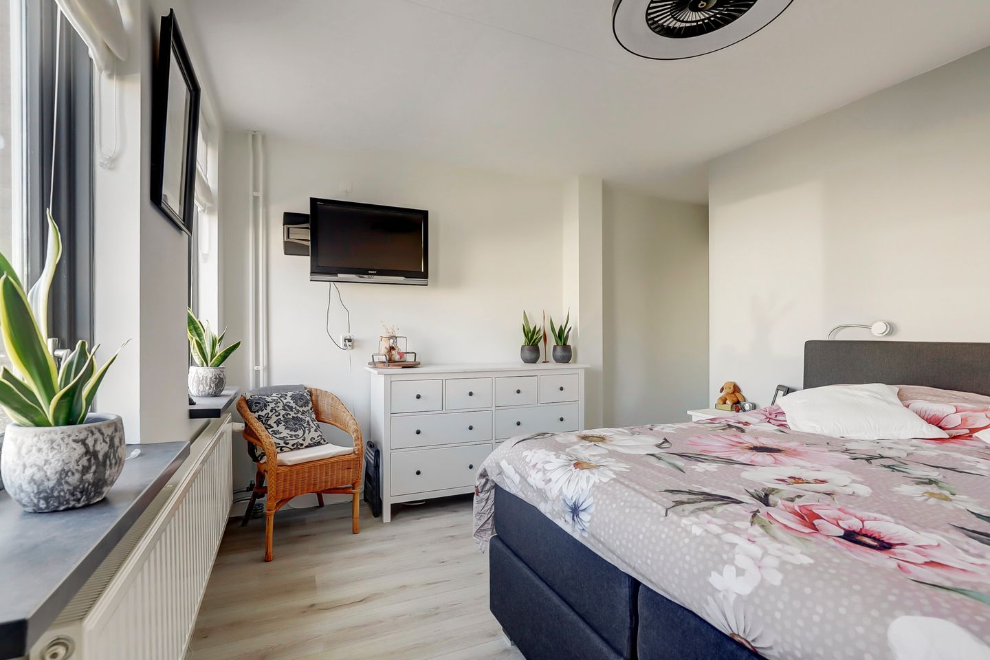 Foto 20 van Johanna Engwirda-Agricolastraat 13