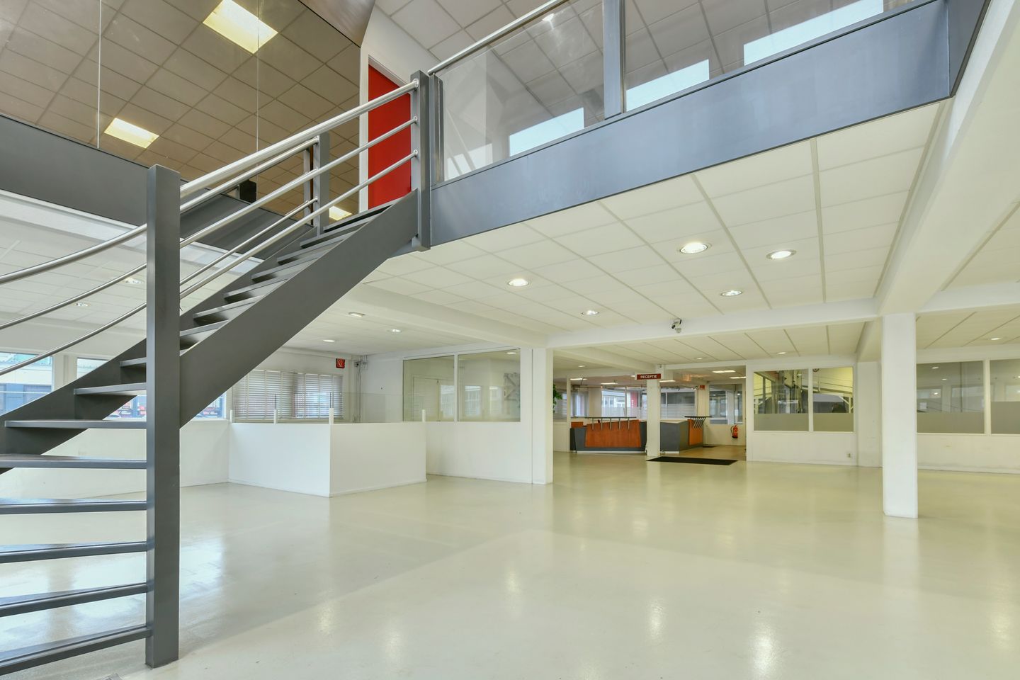 Bekijk foto 2 van Turbinestraat 15