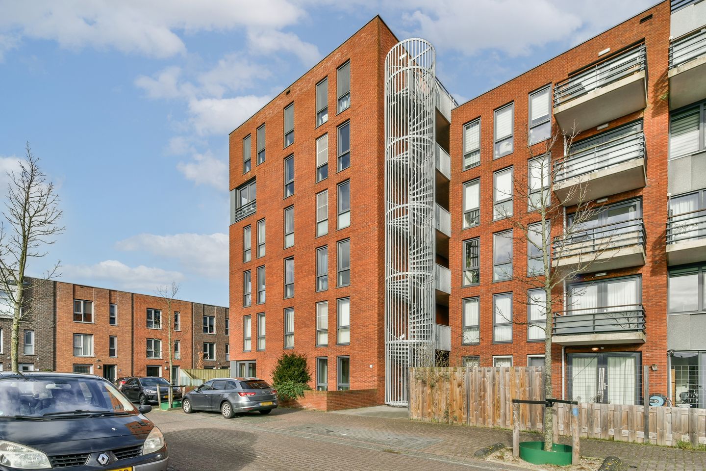 Foto 5 van Vertrekspoor 8