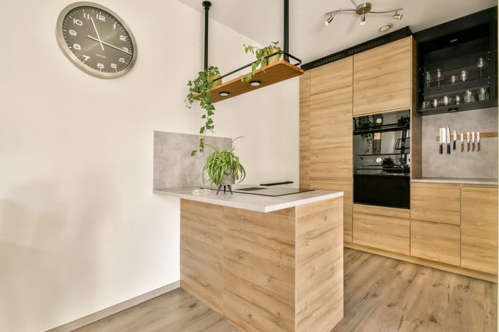 Foto 13 van Vertrekspoor 8