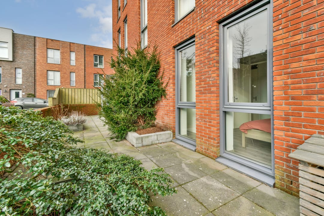 Foto 16 van Vertrekspoor 8