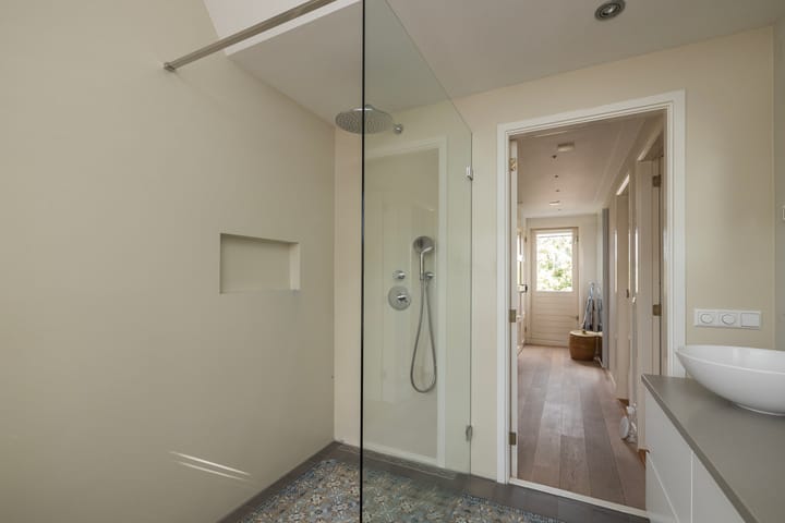 Foto 36 van Lazaruskade 8