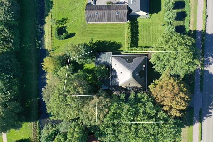 Photo 5 of Zwaagdijk 91