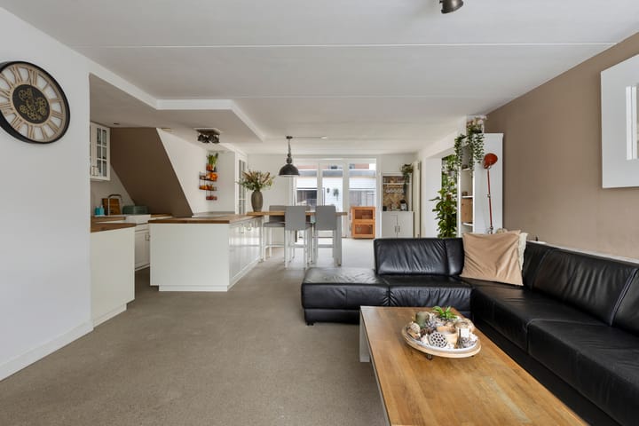 Foto 12 van Schadewijkstraat 3