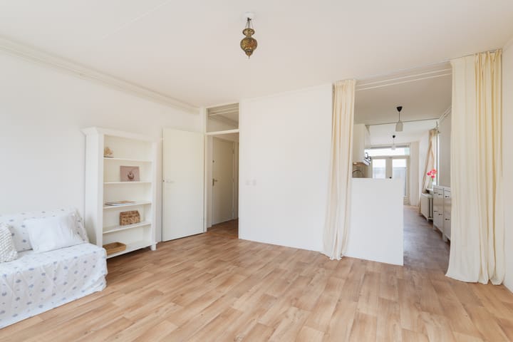 Photo 2 of Nobelweg 25-D