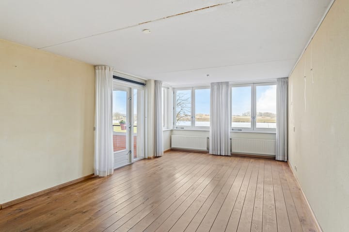 Foto 9 van Maasboulevard 271