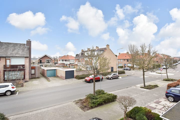 Foto 24 van Goudenregenstraat 10