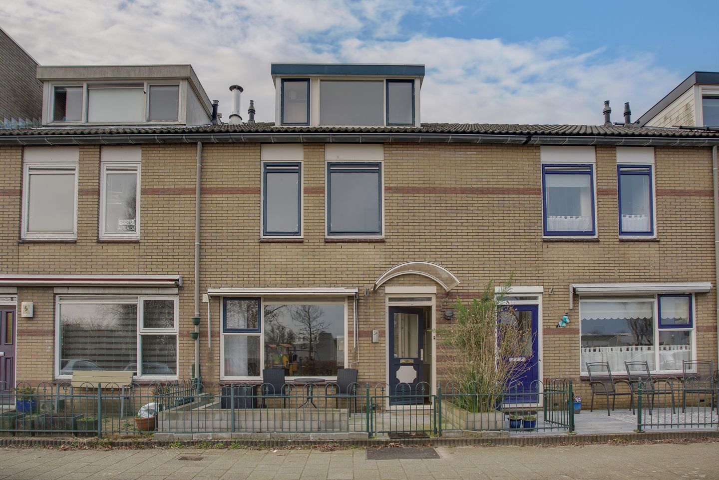 Foto 5 van Cadmiumgeel 54