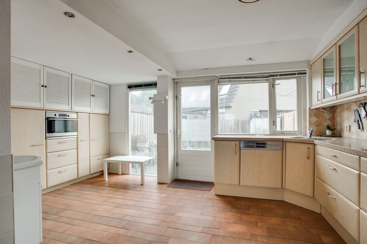 Foto 15 van Cadmiumgeel 54