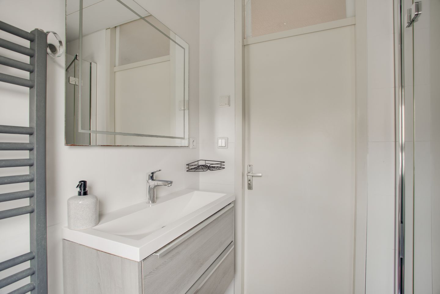 Foto 29 van Cadmiumgeel 54