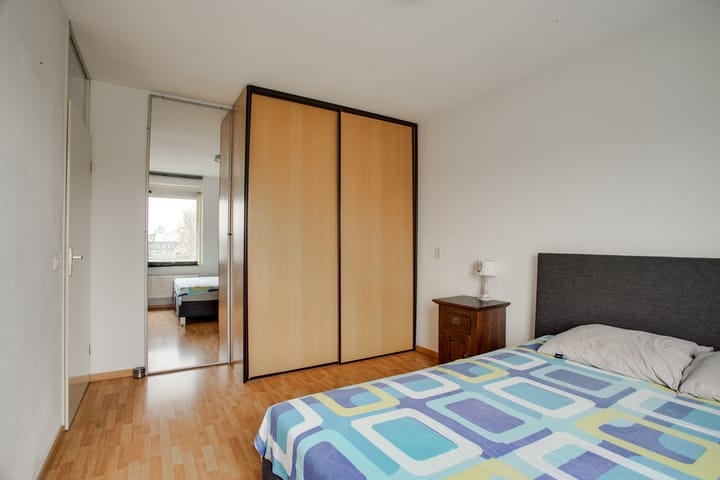 Foto 34 van Cadmiumgeel 54