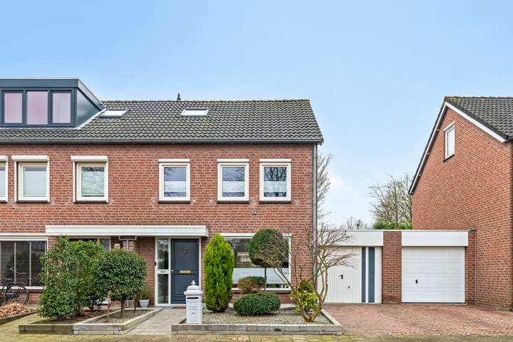 Foto 36 van Van Genkstraat 60